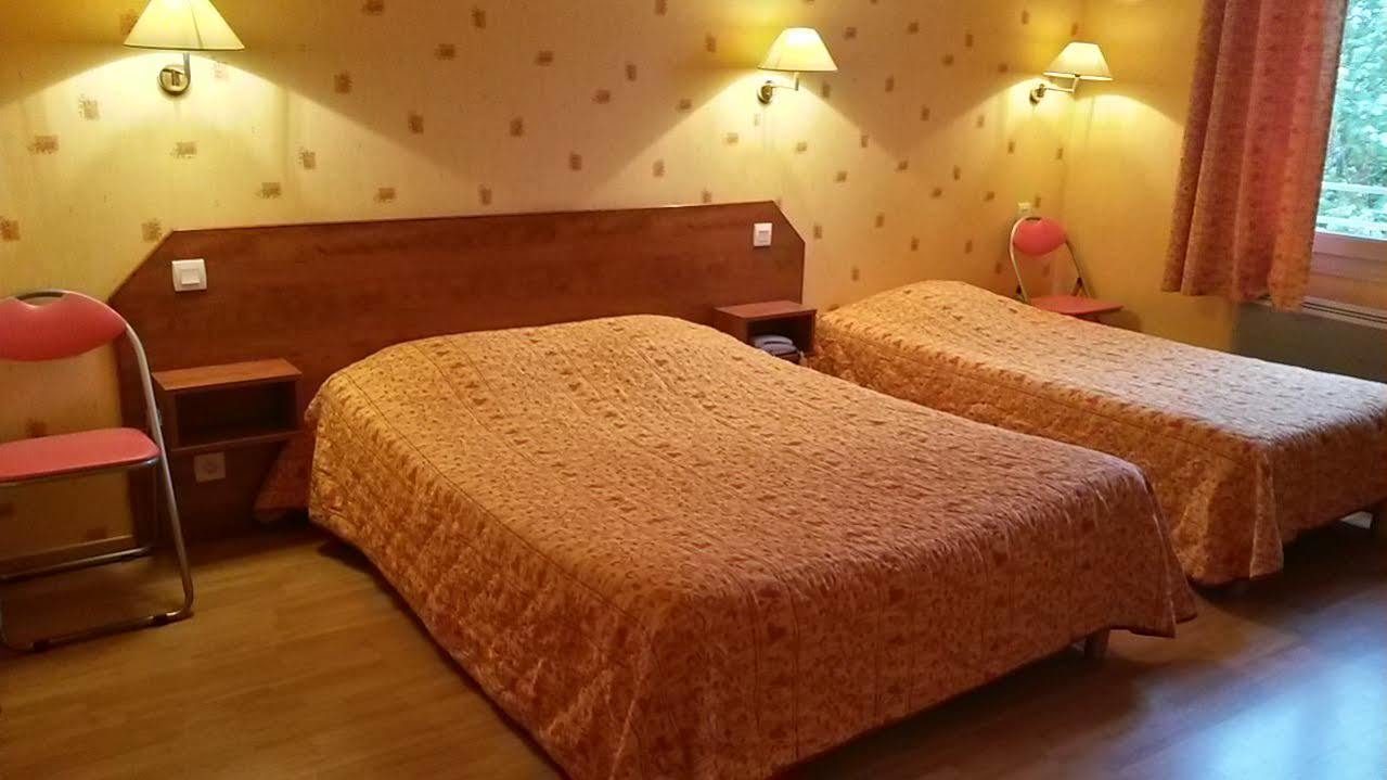 Logis Le Relais De Vacherauville Экстерьер фото