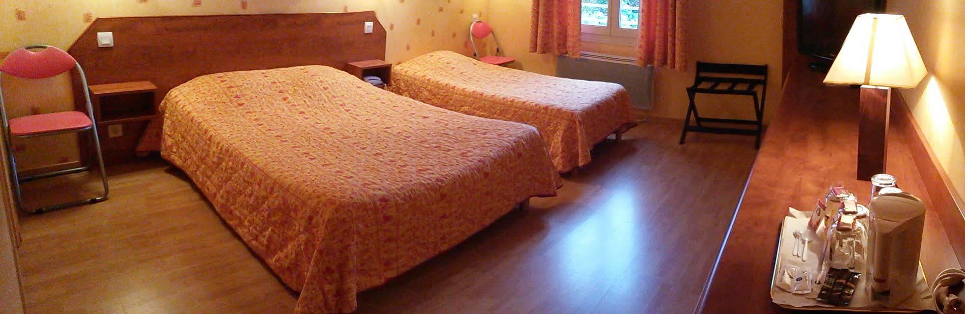 Logis Le Relais De Vacherauville Экстерьер фото