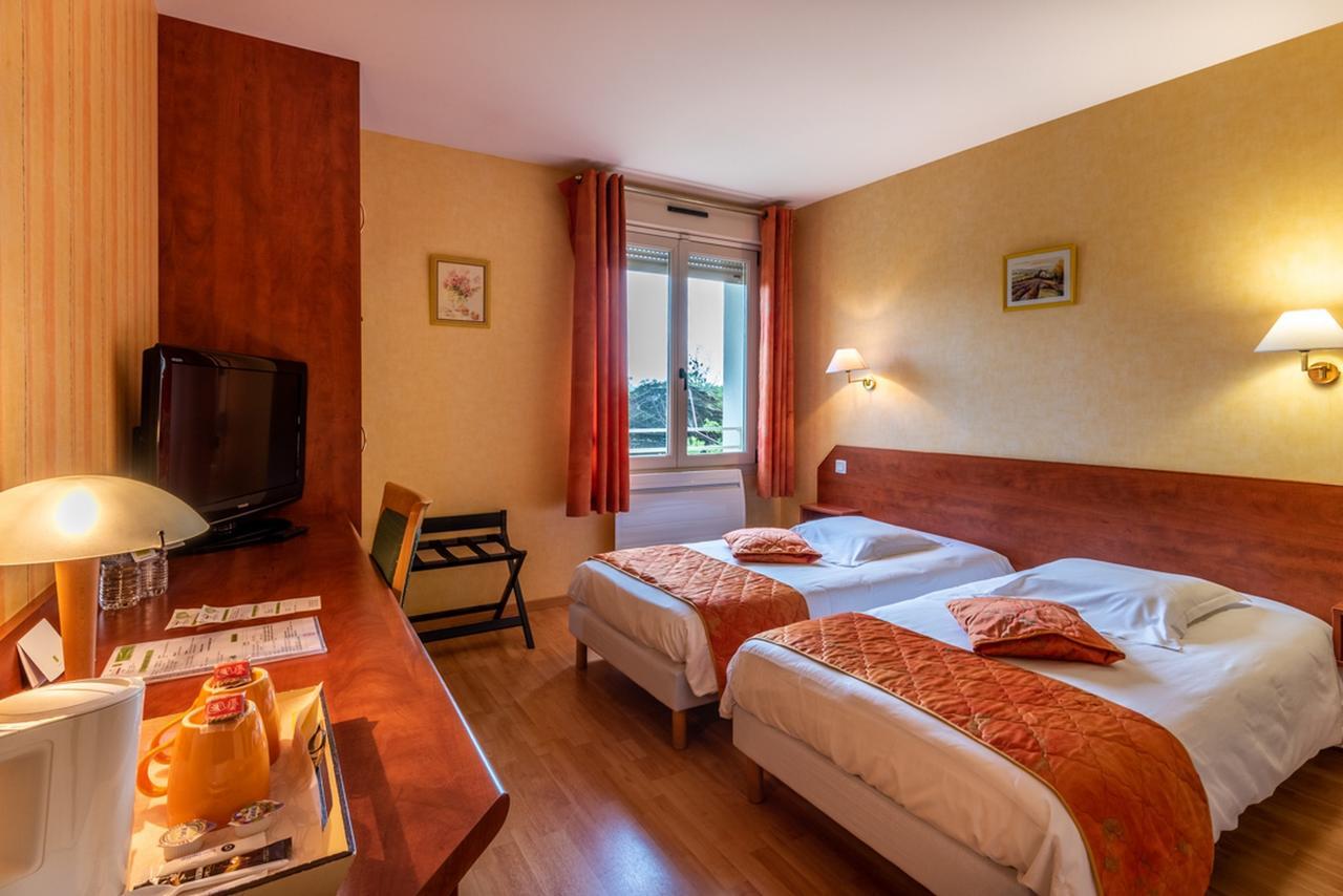 Logis Le Relais De Vacherauville Экстерьер фото